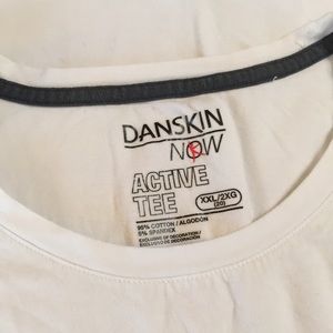 Danskin now white active tee size xxl.